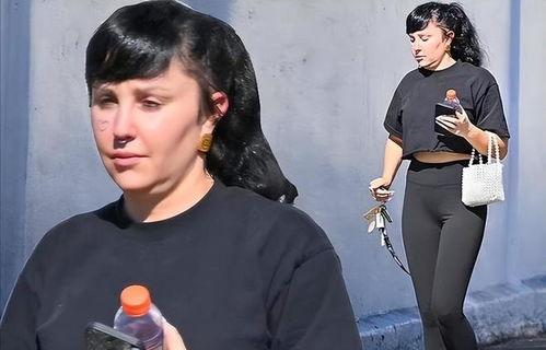 娱乐圈吃瓜小说一口气看完,一网打尽,揭秘明星背后的秘密